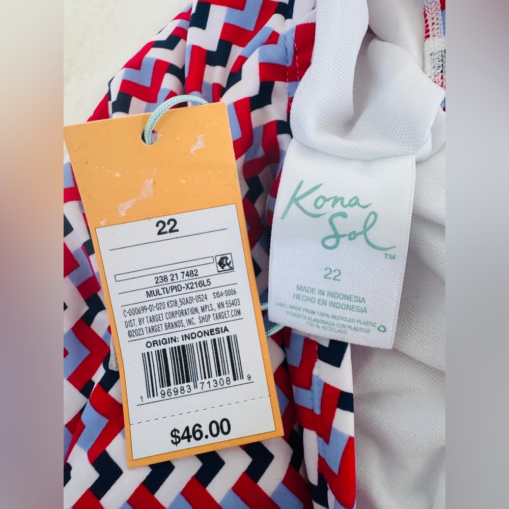Kona Sol Geo Print One Piece Swimsuit - NWT - Picture 15 of 15
